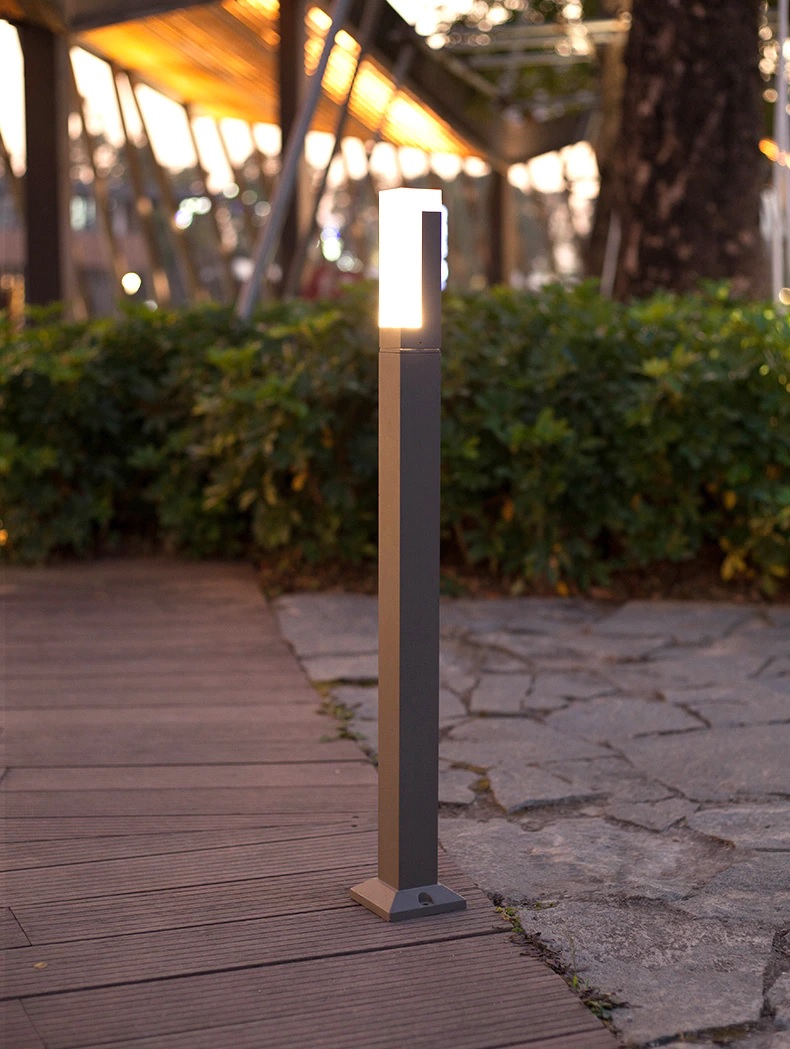 den-led-cot-san-vuon-loi-di-bac-tam-cap-ngoai-troi-chong-nuoc-cao-cap-chieu-sang-trang-tri-hien-dai-tl-svt01-1