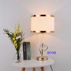 Đèn để bàn phòng ngủ chụp vải LED E27 cao cấp trang trí đầu giường phong cách Bắc Âu hiện đại TL-YN8098