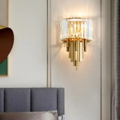 Đèn ốp tường pha lê cao cấp trang trí phòng khách phòng ngủ phong cách Châu Âu hiện đại bóng LED E14*2 D25cmxH38cm màu Gold TL-DT-PL811